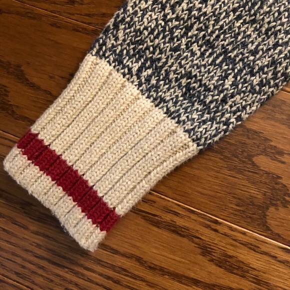 Roots Cabin Sweater Kids size M 7-8 - Picture 5 of 6